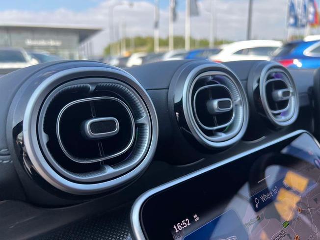 MERCEDES-BENZ C Class Photo 42
