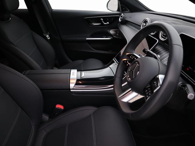 MERCEDES-BENZ C Class Photo 14