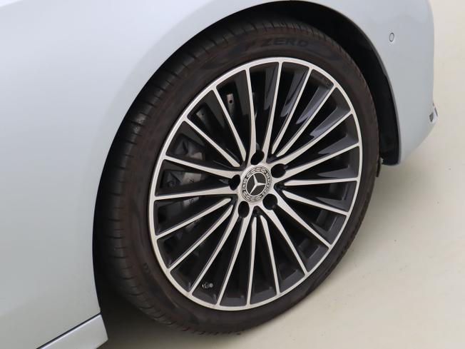 MERCEDES-BENZ C Class Photo 16