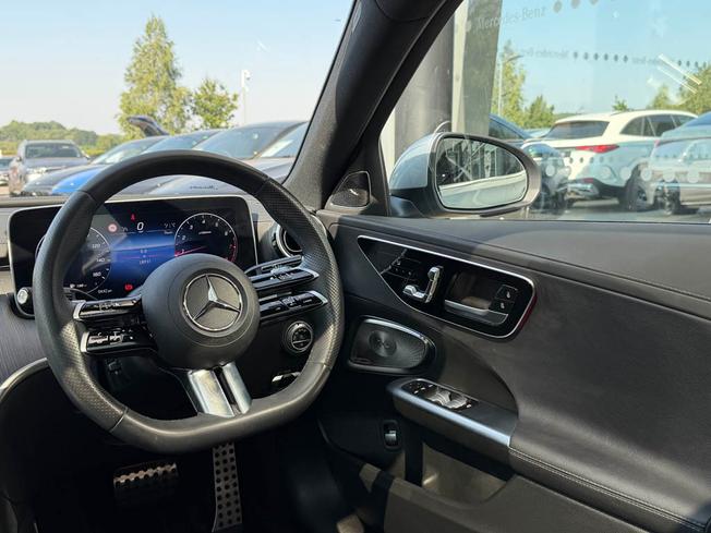MERCEDES-BENZ C Class Photo 40