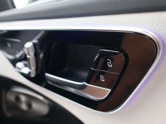 MERCEDES-BENZ C Class Photo 29