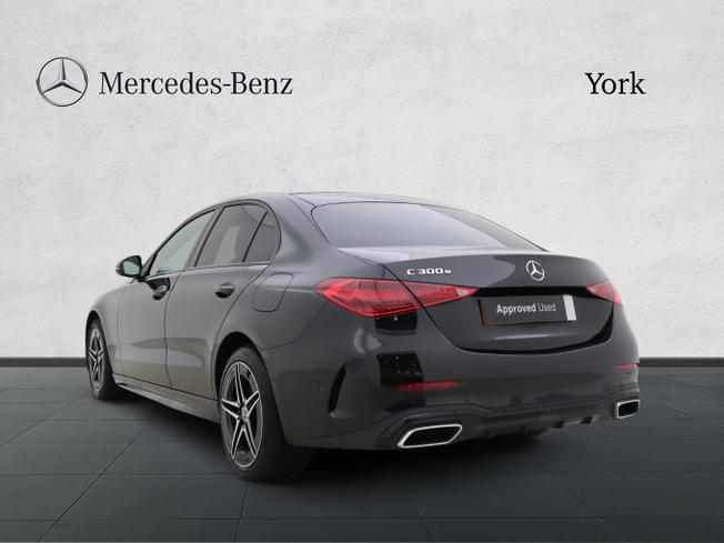 MERCEDES-BENZ C Class Photo 2