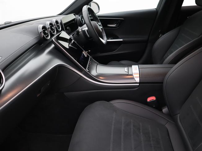 MERCEDES-BENZ C Class Photo 22