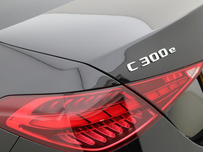 MERCEDES-BENZ C Class Photo 27