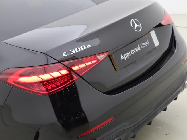 MERCEDES-BENZ C Class Photo 45