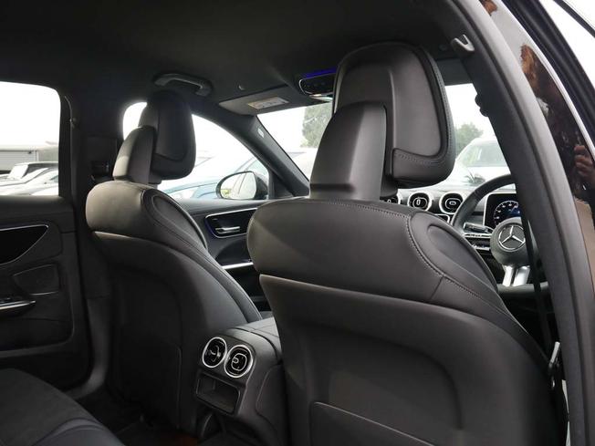 MERCEDES-BENZ C Class Photo 39