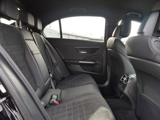 MERCEDES-BENZ C Class Photo 8