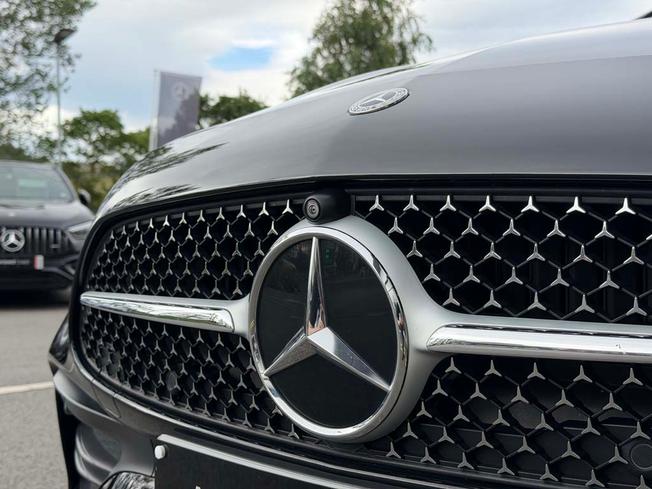 MERCEDES-BENZ C Class Photo 4