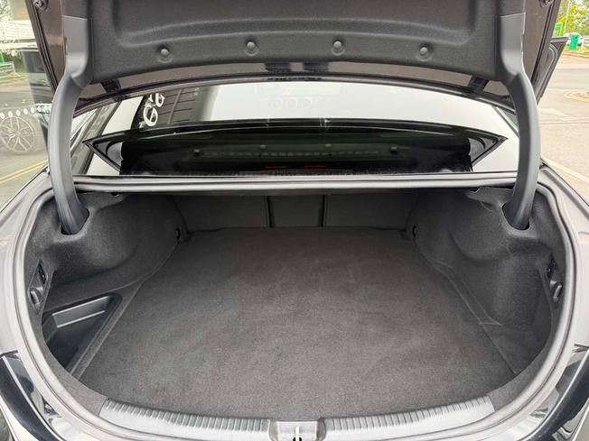 MERCEDES-BENZ C Class Photo 7