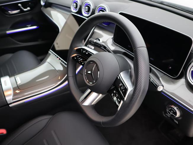 MERCEDES-BENZ C Class Photo 11