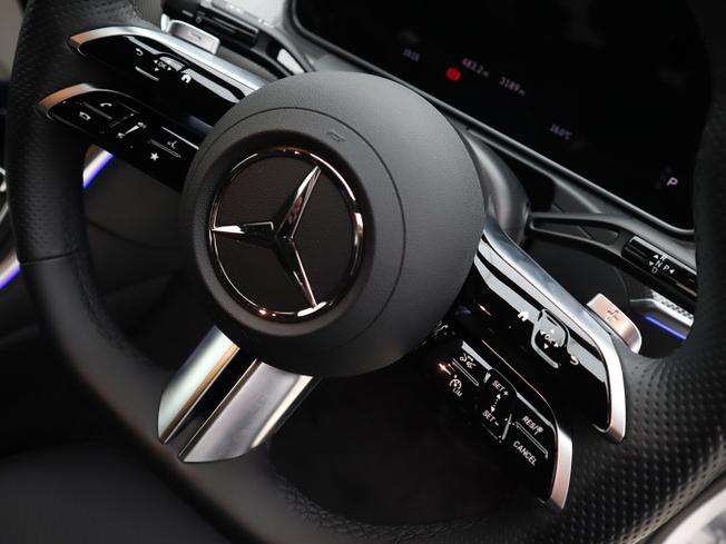 MERCEDES-BENZ C Class Photo 14