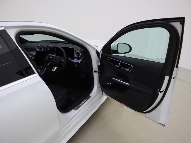 MERCEDES-BENZ C Class Photo 16