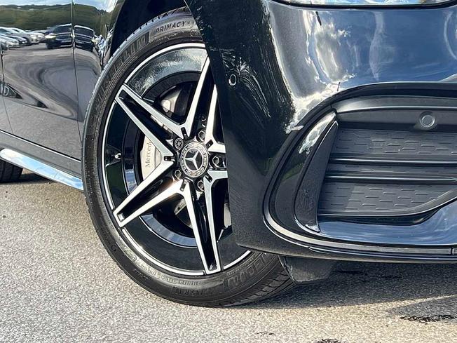 MERCEDES-BENZ C Class Photo 15