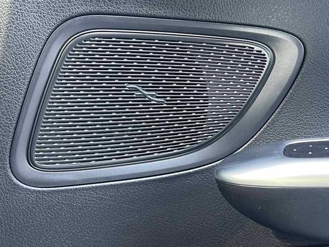 MERCEDES-BENZ C Class Photo 40
