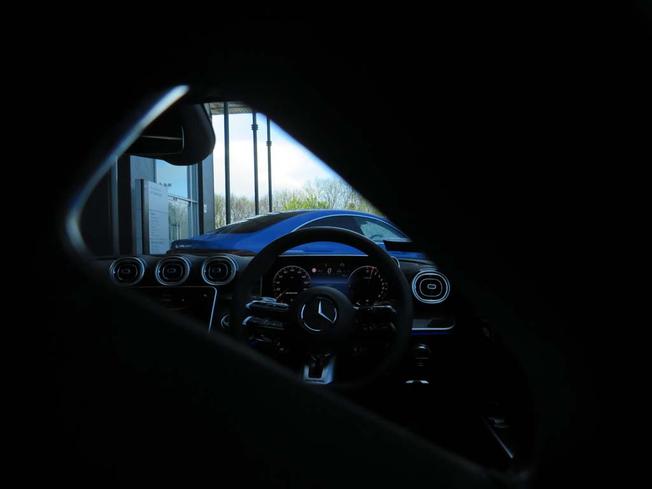MERCEDES-BENZ C Class Photo 20