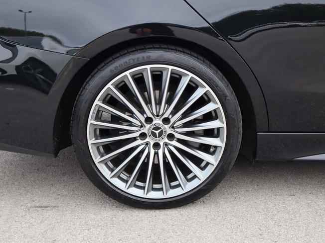 MERCEDES-BENZ C Class Photo 12