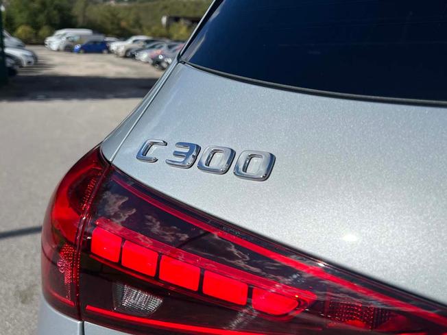 MERCEDES-BENZ C Class Photo 20