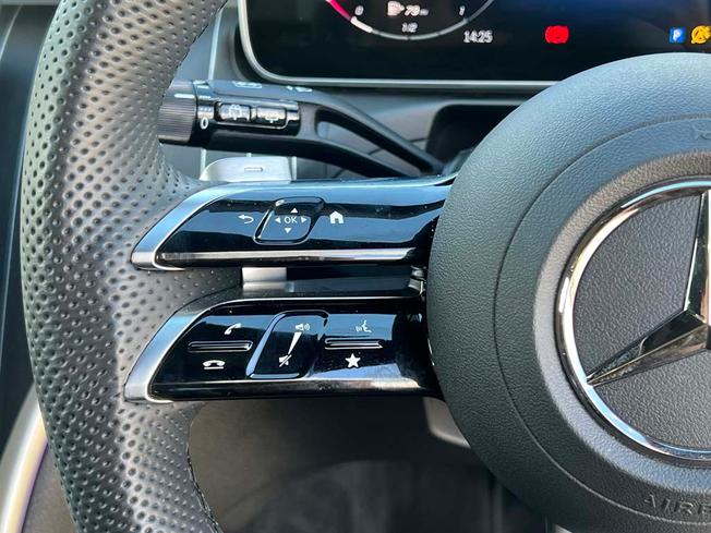 MERCEDES-BENZ C Class Photo 23