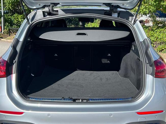 MERCEDES-BENZ C Class Photo 9