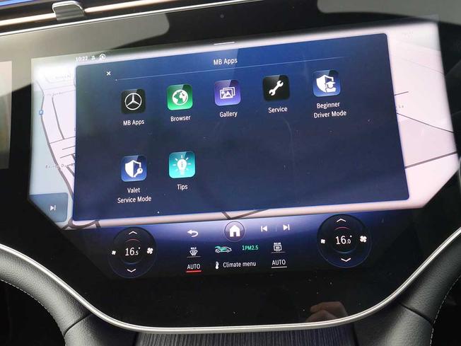 MERCEDES-BENZ Eqs Photo 23
