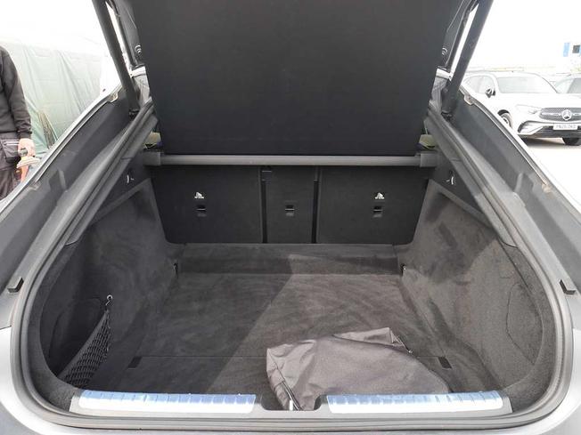 MERCEDES-BENZ Eqs Photo 9