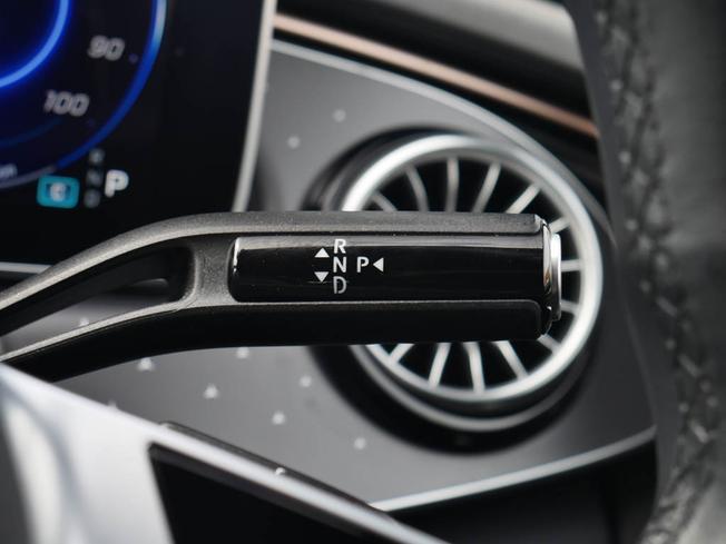 Mercedes-Benz Eqe Photo 14