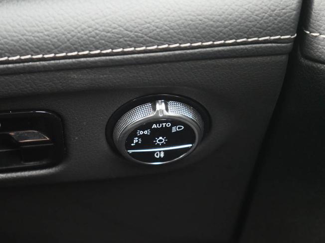 Mercedes-Benz Eqe Photo 15