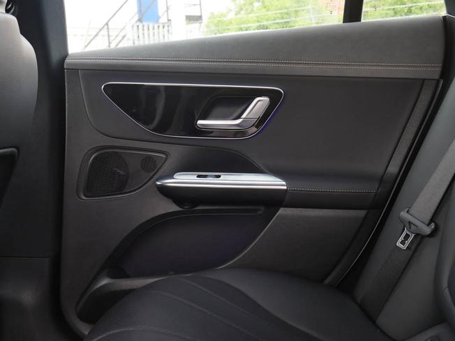Mercedes-Benz Eqe Photo 41