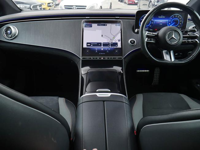 MERCEDES-BENZ Eqe Photo 5