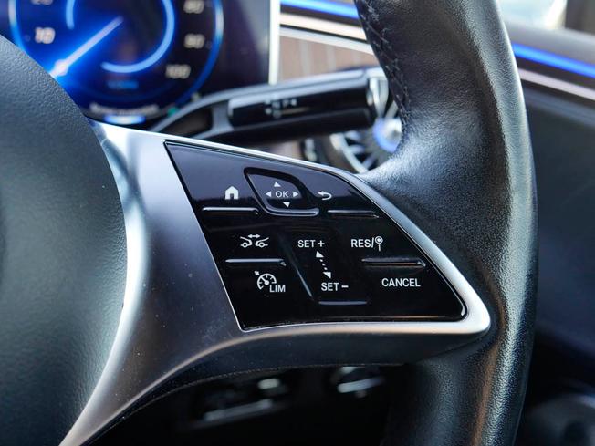 Mercedes-Benz EQE Photo 14
