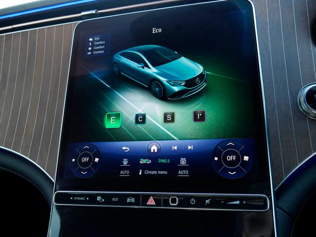 Mercedes-Benz EQE Photo 29