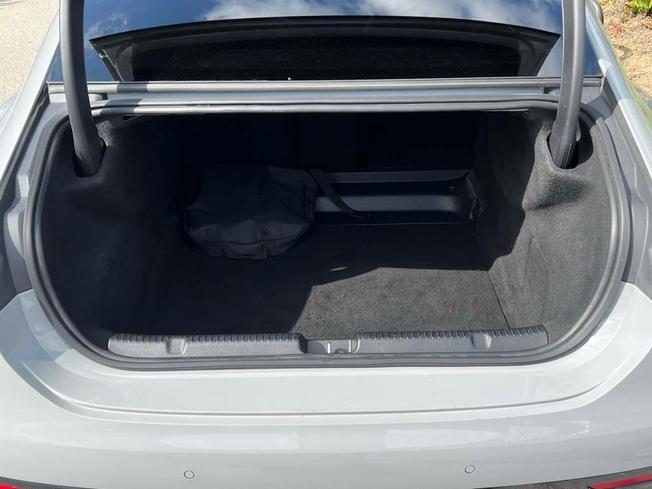 MERCEDES-BENZ Eqe Photo 9