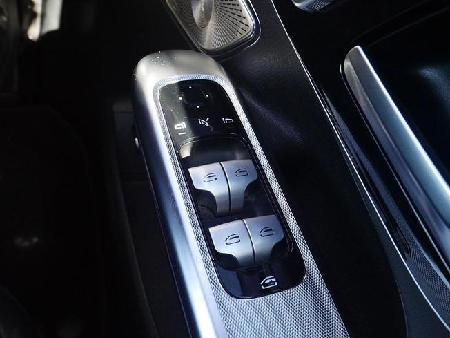 Mercedes-Benz Eqe Photo 17