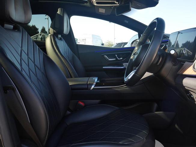 Mercedes-Benz Eqe Photo 31