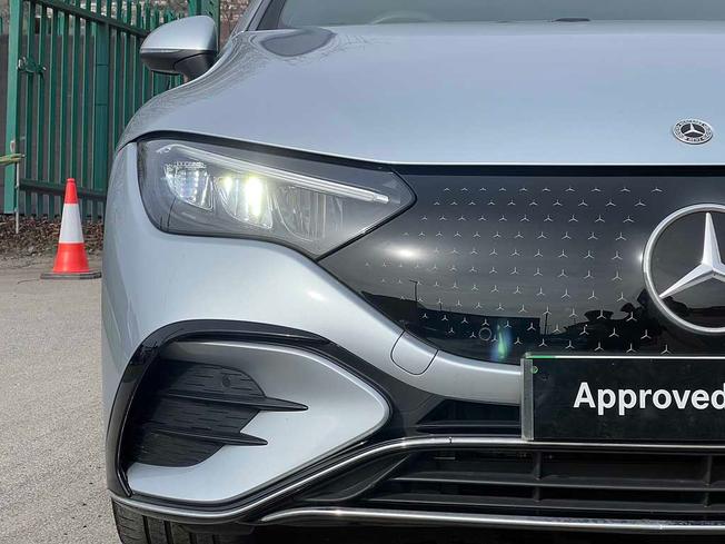 MERCEDES-BENZ Eqe Photo 17