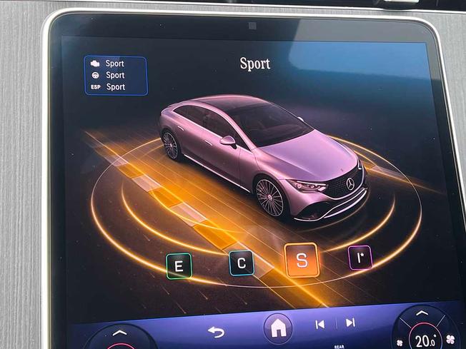 MERCEDES-BENZ Eqe Photo 33