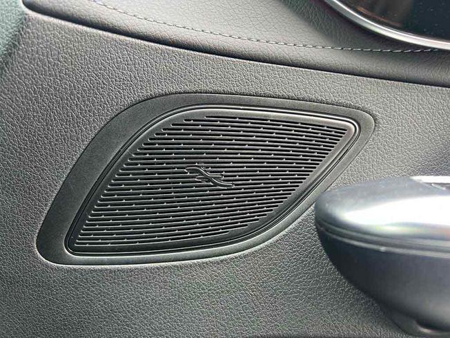 MERCEDES-BENZ Eqe Photo 35
