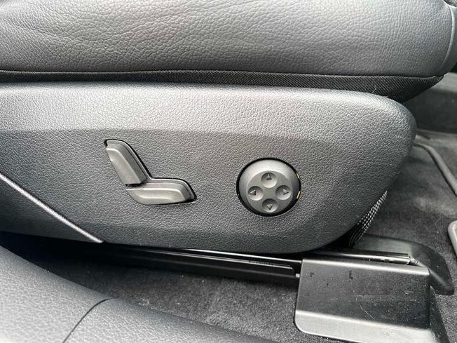 MERCEDES-BENZ Eqe Photo 37