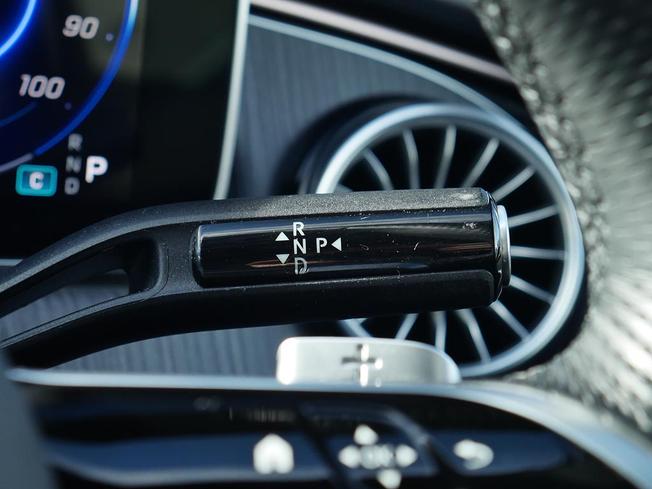 MERCEDES-BENZ Eqe Photo 14