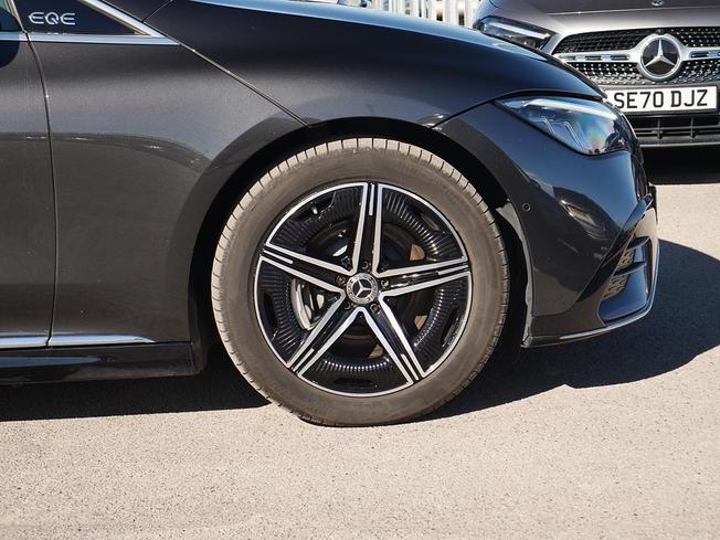 MERCEDES-BENZ Eqe Photo 6