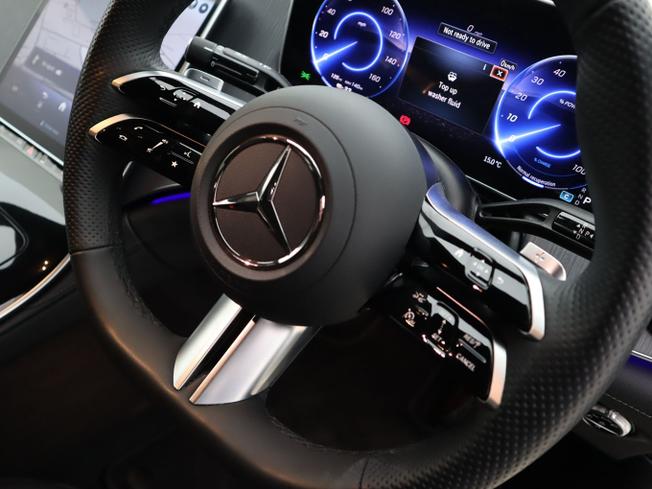 MERCEDES-BENZ Eqe Photo 14