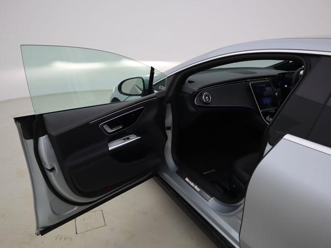 MERCEDES-BENZ Eqe Photo 41