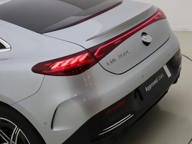 MERCEDES-BENZ Eqe Photo 43