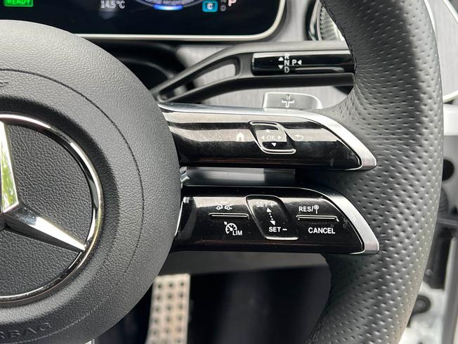 MERCEDES-BENZ Eqe Photo 25