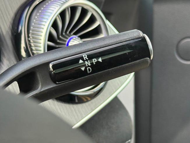 MERCEDES-BENZ Eqe Photo 19