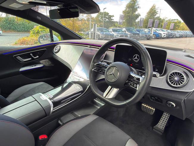 MERCEDES-BENZ Eqe Photo 3