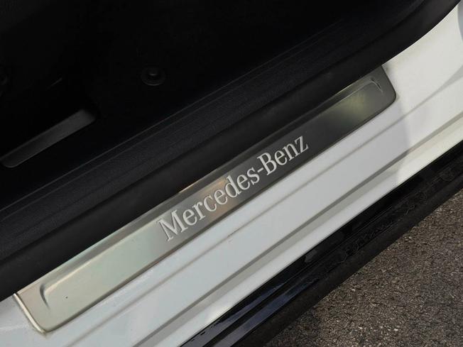 MERCEDES-BENZ Eqe Photo 32