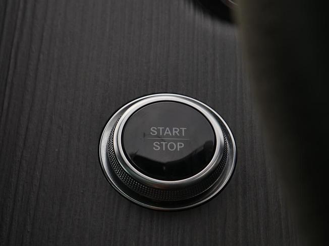 MERCEDES-BENZ Eqe Photo 20