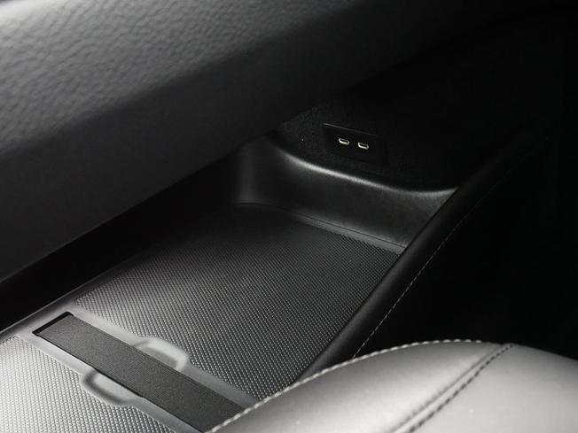 MERCEDES-BENZ Eqe Photo 22