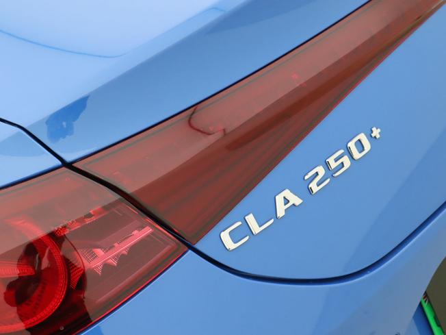 MERCEDES-BENZ Cla Class Photo 28